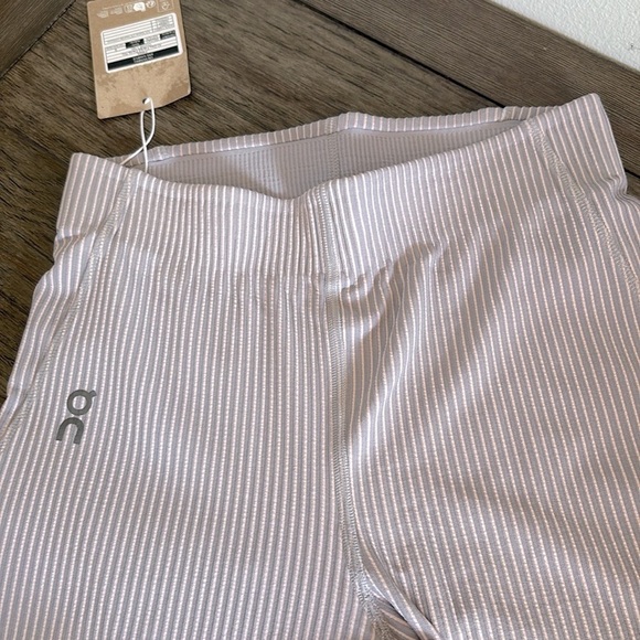 NWT [On Running] All-Day Ribbed Flare Legging Pants, Orchid Lilac, Women's Sz S - Picture 4 of 14